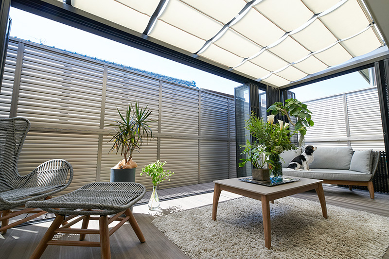 開放的なテラス