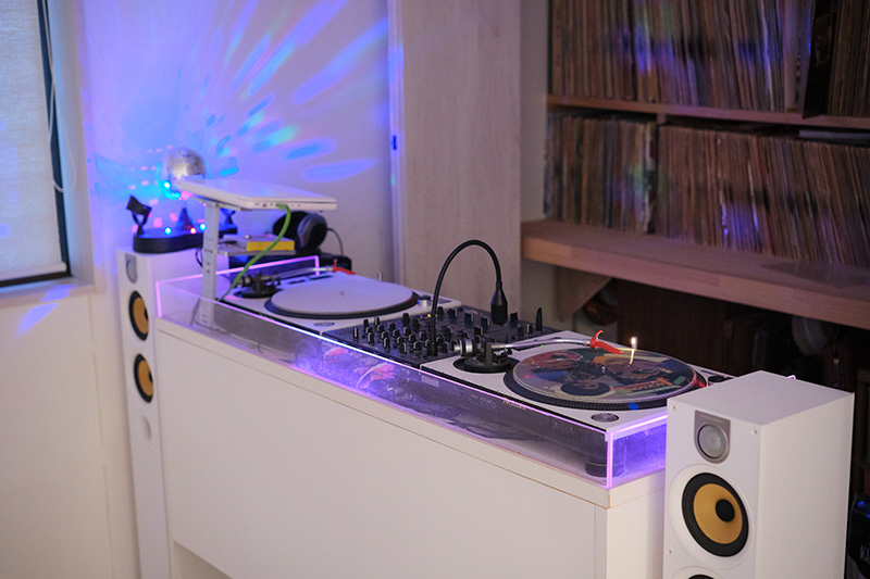 以前のリフォーム工事で作成したDJブース