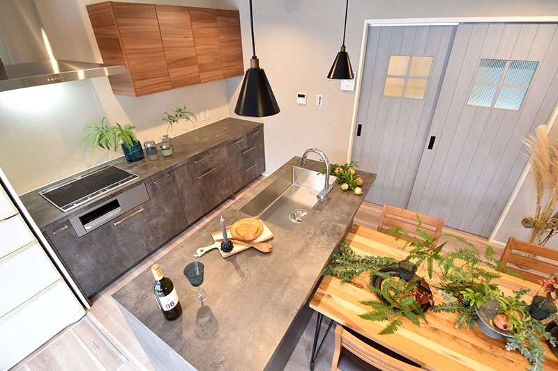 家事楽動線で使いやすいⅡ型キッチン